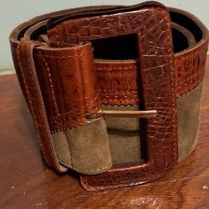 Mondi Vintage 1970’s Brown and Tan Leather Women's wide Belt